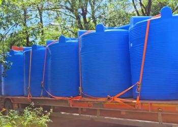 Ленинградская область передала Енакиево 20 пятикубовых емкостей для воды