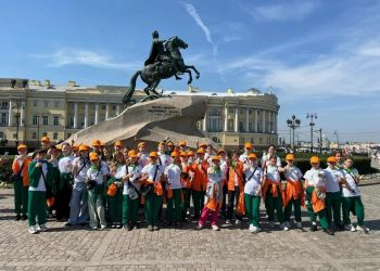 В Санкт-Петербурге завершилась третья смена программы «Петербургские каникулы» для мариупольских школьников