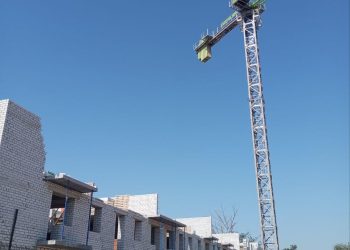 В Мариуполе строят новый многоквартирный дом по улице Волгодонская