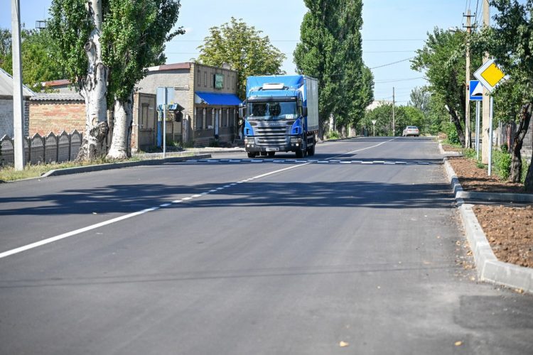 С 2022 года в Дебальцево восстановили почти 190 тысяч квадратных метров дорог