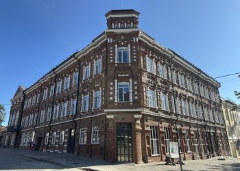 В Мариуполе завершается восстановление Дворца культуры «Молодёжный»