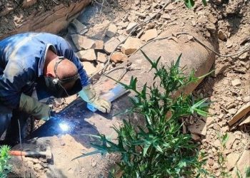 В Енакиево заменили 60 метров трубопровода для снижения потерь воды