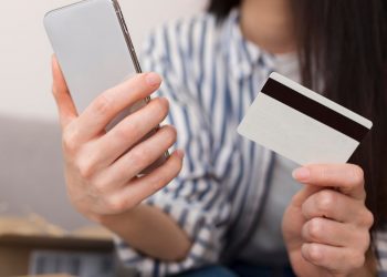 Борьба с мошенниками: какие изменения начали действовать с 1 сентября