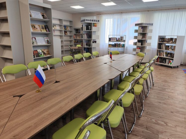 В Дебальцево открылась модельная библиотека в рамках нацпроекта «Семья»