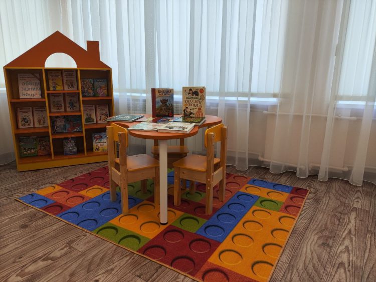 В Дебальцево открылась модельная библиотека в рамках нацпроекта «Семья»