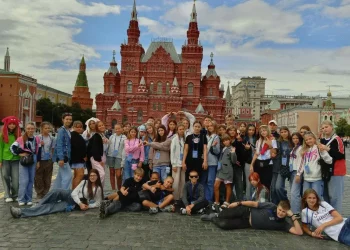 Более 5 тыс. школьников из воссоединенных регионов посетили Москву по программе «Культурная карта 4+85»
