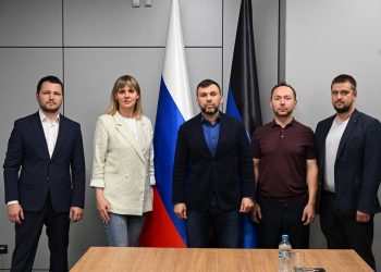 Работы военных художников Студии им. Грекова будут выставлены в школах ДНР