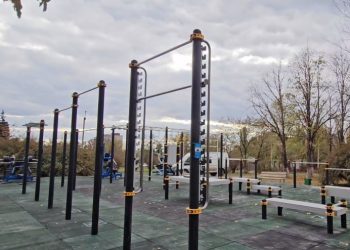 В Енакиево установили современную площадку ГТО для спортсменов и школьников