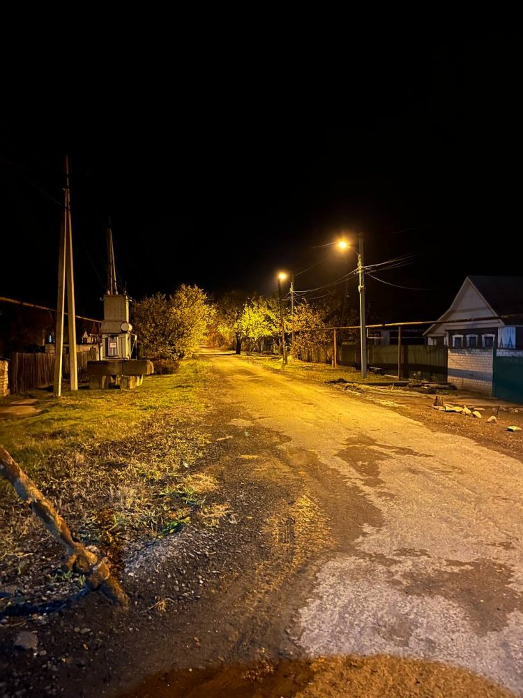 В поселке Базарный Петровского района Донецка восстановили уличное освещение