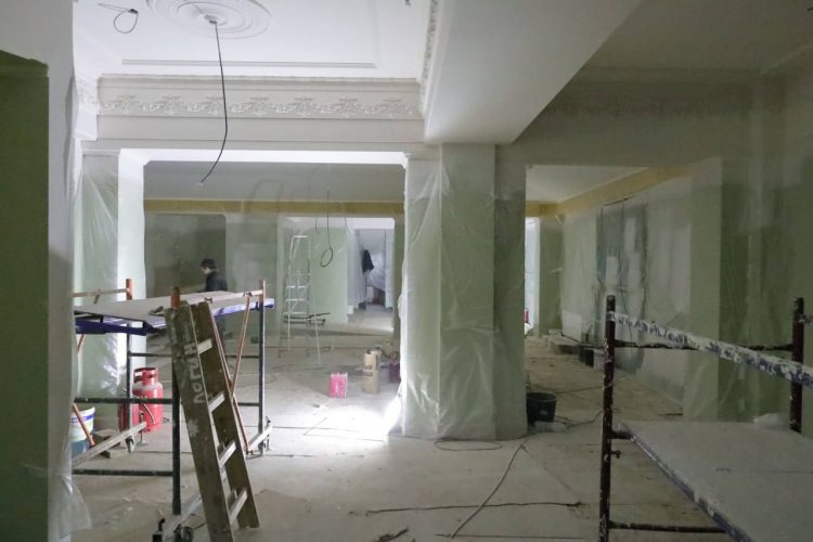 В Мариуполе завершается восстановление драматического театра