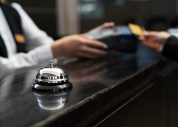 Заселяться в гостиницы станет проще