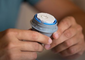 Детей и беременных женщин с диабетом обеспечивают системами непрерывного мониторинга глюкозы