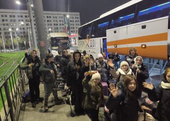 Дети из Иловайска отправились на оздоровление в Нижегородскую область