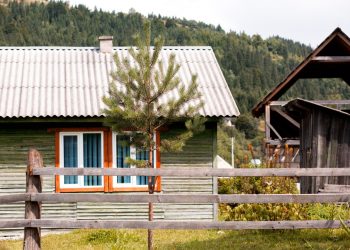 Можно ли купить дачу, используя средства материнского капитала?