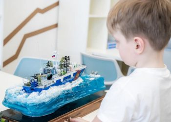 Росгвардейцы организовали для детей уроки по моделированию