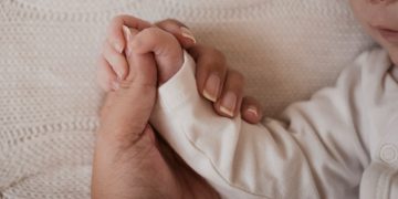 СНИЛС на новорожденных оформляют автоматически: родителям не нужно подавать заявление