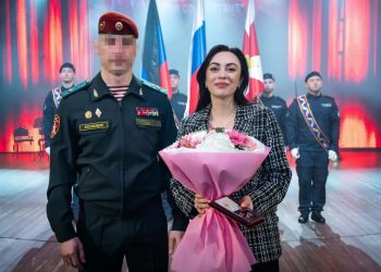 Заместителя руководителя Республиканского медиахолдинга наградили медалью Росгвардии «За содействие»
