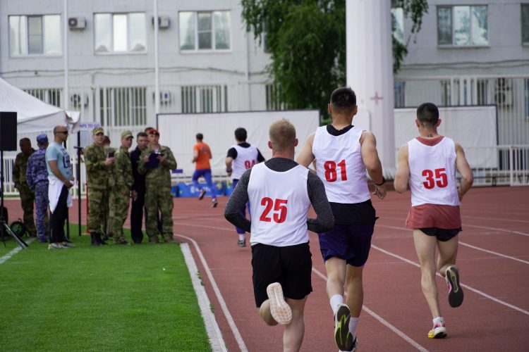 Росгвардейцы ДНР завоевали бронзу на чемпионате Южного округа по служебному биатлону