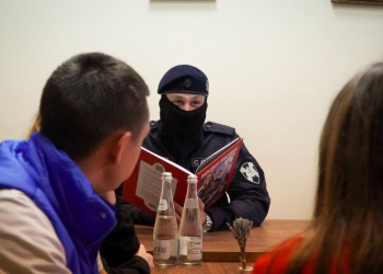 В Донецке росгвардейцы приняли участие в круглом столе ко Дню русского языка