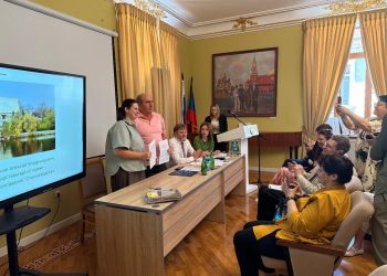 В Дагестане прошёл фестиваль «7-Я», посвящённый семейным традициям народов Донбасса
