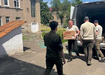 Ясиноватская ЦРБ получила гуманитарную помощь от «Единой России»
