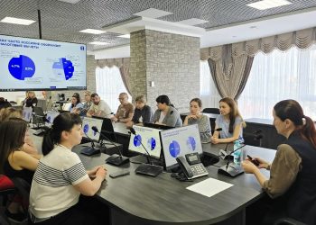 Более 9 тысяч госслужащих ДНР прошли курс просвещения от общества «Знание»