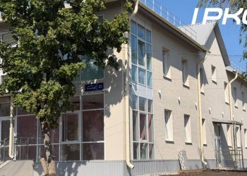 В Мариуполе завершается ремонт второго корпуса ДК «Строителей»