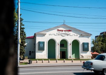 В Донецком театре кукол впервые за 40 лет капитально ремонтируют кровлю