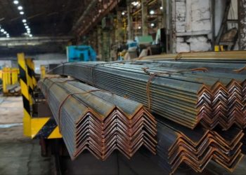 Донецкий завод высоковольтных опор возобновил работу цеха горячего цинкования спустя более восьми лет