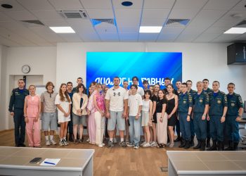 В Донецке ветераны СВО провели урок мужества и выносливости для юных журналистов