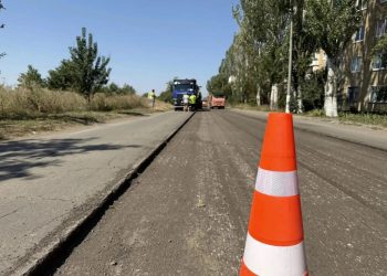 В Шахтерске начали ремонт объездной автомобильной дороги