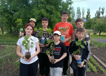 Первые выпускники агроклассов ДНР стали студентами Донбасской аграрной академии