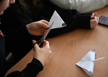 Росгвардейцы приняли участие в мероприятиях ко Дню белых журавлей в Донецке